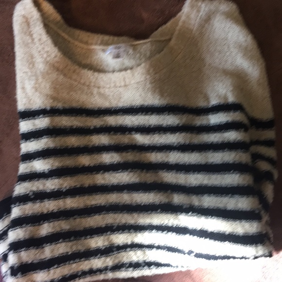 Stripped Sweater - Picture 2 of 4